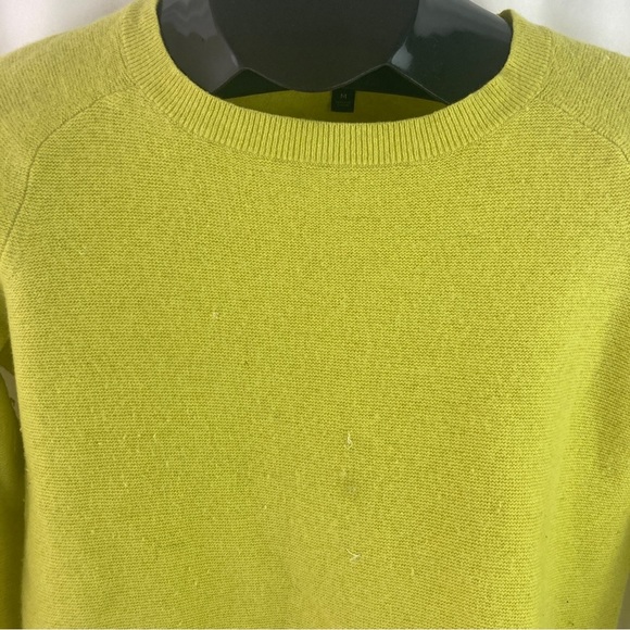 "BANANA Republic Italian Merino Yellow Crew Neck Sweater size M- Think Van Gogh - Picture 6 of 10